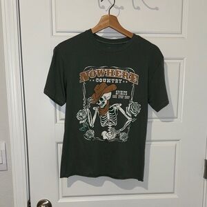 awake skeleton cowboy graphic tee size XS